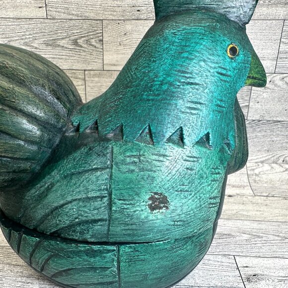 Hand Carved Hand Painted 2 Piece Green Wooden Rooster Trinket Box - Picture 7 of 11